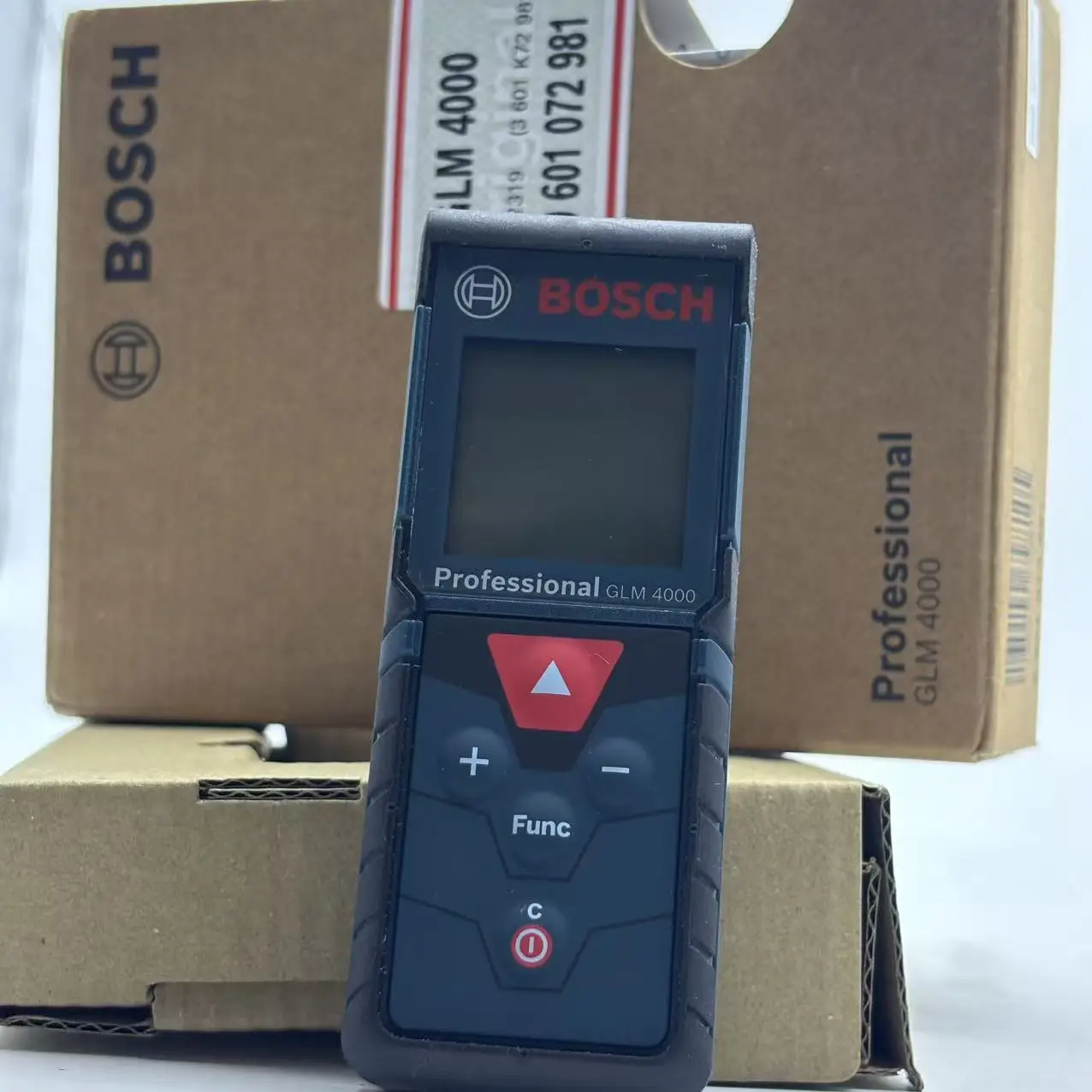 BOSCH GLM 4000 Laser Range Fin - đánh giá và giá Tape Measure