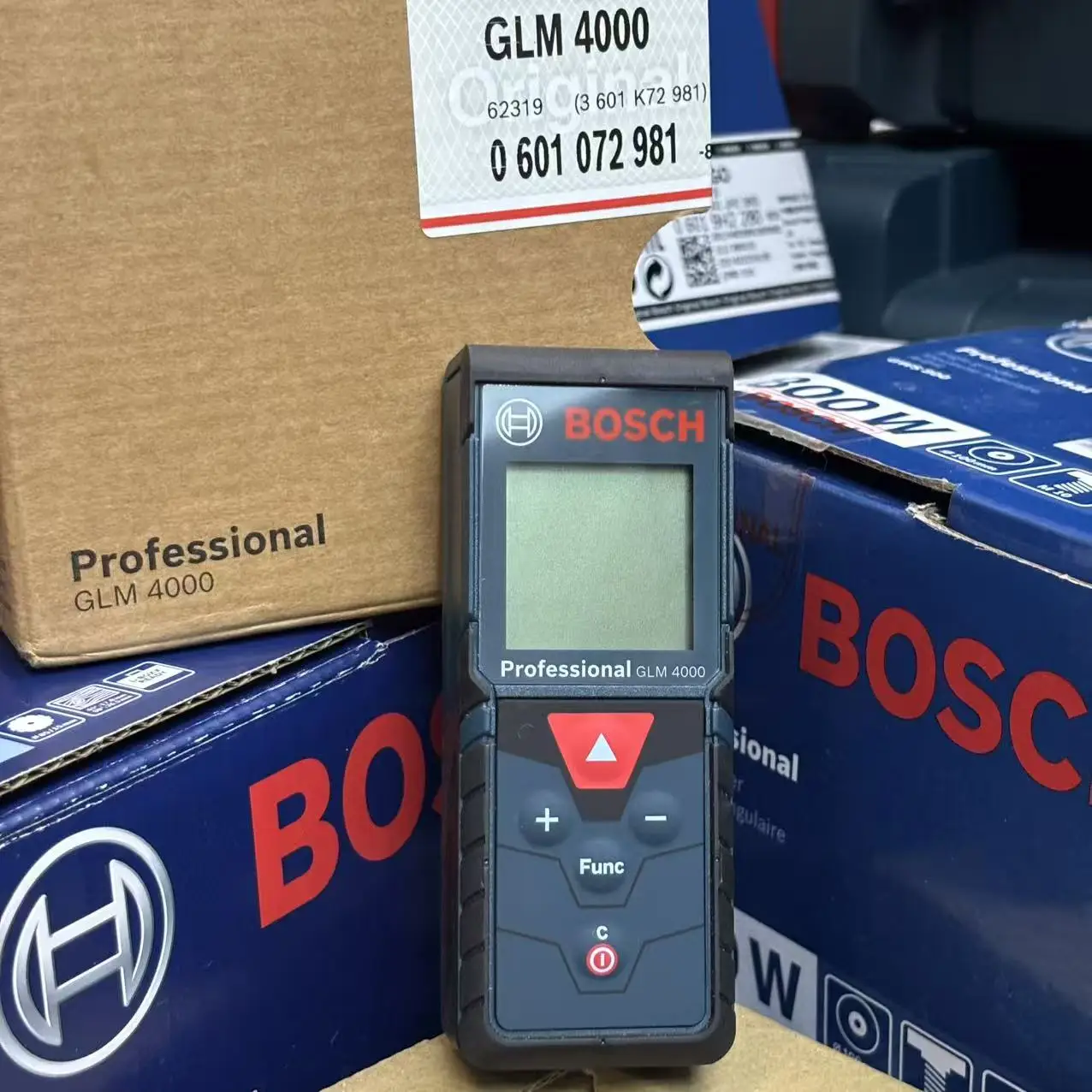 BOSCH GLM 4000 Laser Range Fin - đánh giá và giá Tape Measure